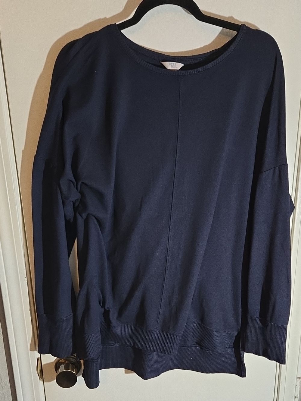 Time and Tru Navy Scoop Neck Pullover Sweater